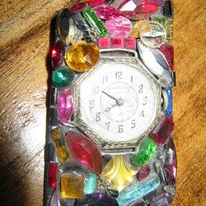 Artisan Vintage on of a kind Pin
